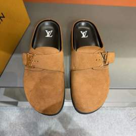 Picture of Louis Vuitton Slippers _SKULVsz38-45mnq1202638